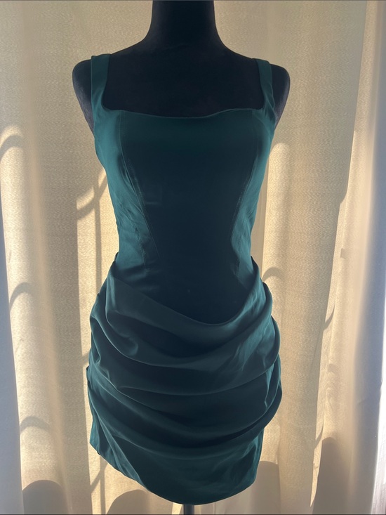 Class and Fashion Dresses & Skirts - Sleeveless Emerald Green Ruched Mini Dress